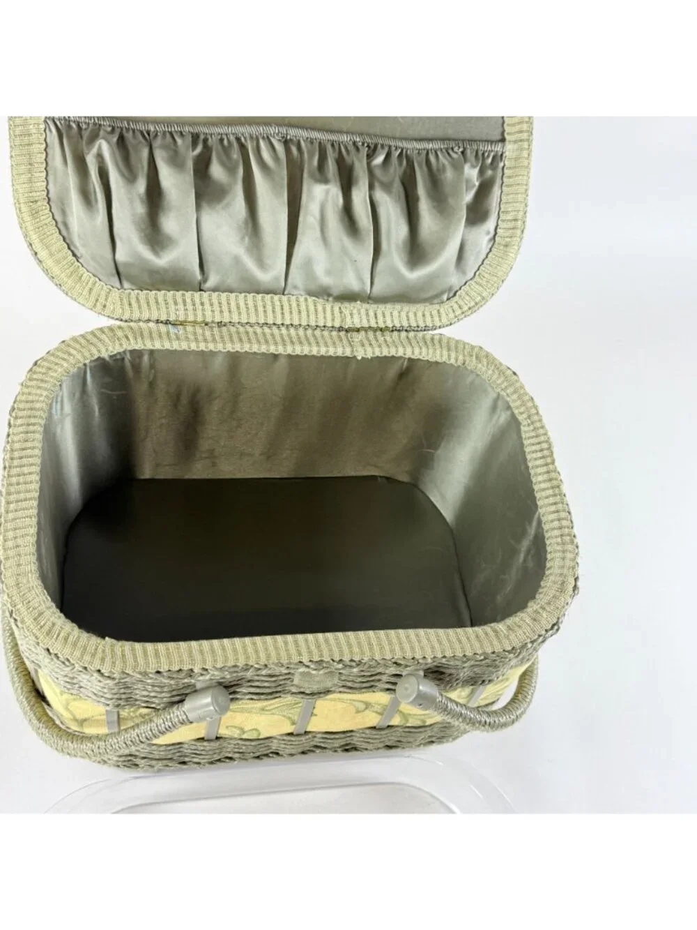 Vintage Wicker Sewing Basket W/Tray Handles & Lid Green/Yellow Floral Fabric